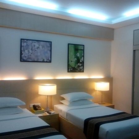 Hotel 7 Mile Yangon Exterior foto