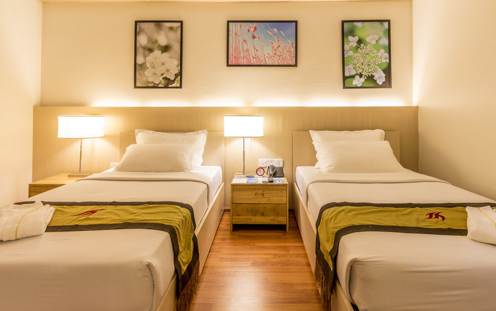 Hotel 7 Mile Yangon Exterior foto